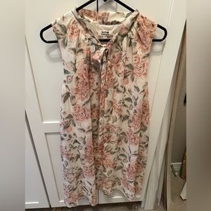 Molly Bracken Floral print dress.